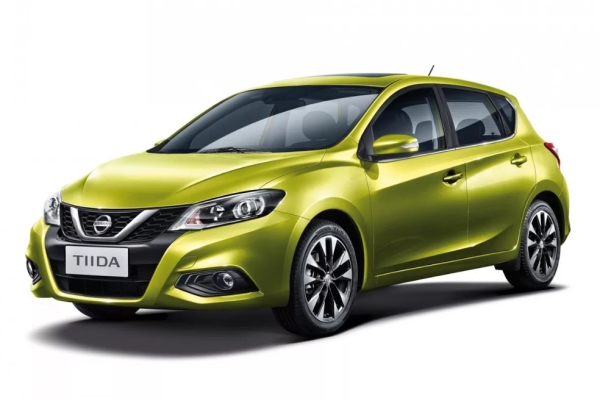 Nissan Note и Tiida попали в России под отзыв