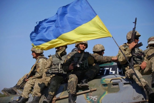 ВСУ ударили по позициям ВС России под Соледаром химическими боеприпасами
