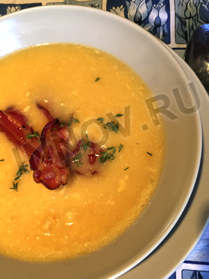 Сырный суп-пюре с цветной капустой и беконом