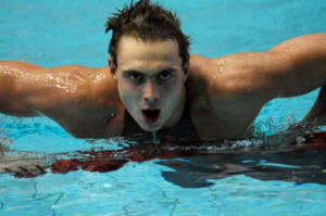 Сергей Фесиков завоевал две медали на Кубке мира по плаванию