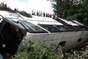 В результате ДТП под Новороссийском с участием автобуса и легкового автомобиля погибли три человека