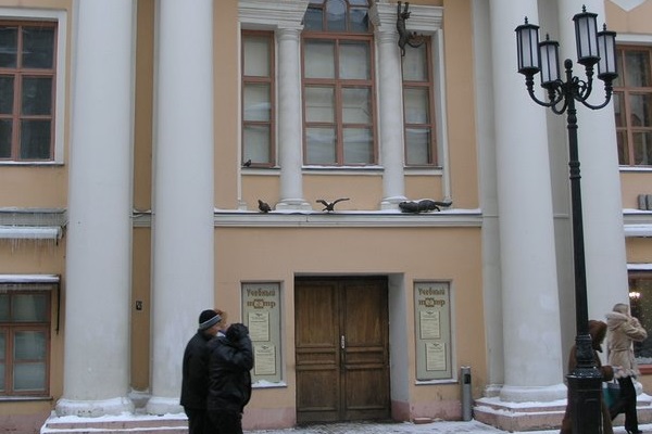 городская усадьба костроминых нижний новгород. учебный театр на покровке нижний новгород. учебный театр нижний новгород. евстигнеева. нижегородское театральное училище им.