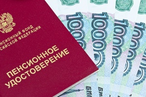 Бизнес должен 140,5 млрд рублей пенсионерам