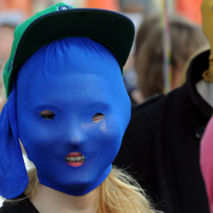 В маске из чулка нижегородка украла 97 тыс. рублей