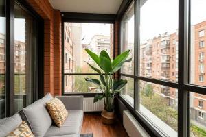 Выбор подрядчика на остекление и ремонт балкона: чек-лист, чтобы не ошибиться