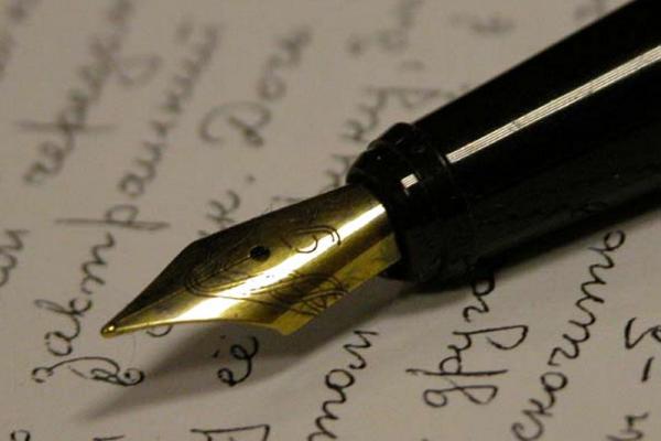 Выпускники школ смогут писать итоговое сочинение трижды