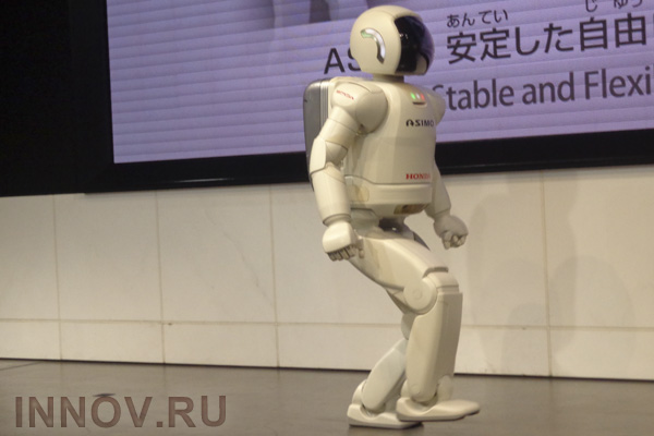 Alibaba создал робота для доставки посылок