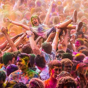 Красочные бои устроят на Рождественской