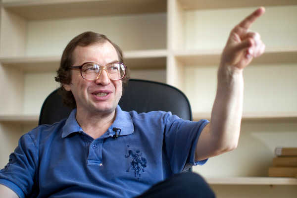 Сергей Мавроди предлагает «спасти» россиян от кризиса