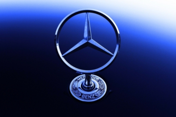     Mercedes-Benz C200 4MATIC