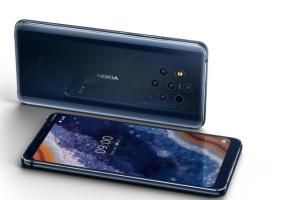 Nokia 9 PureView сумели взломать пачкой жвачки