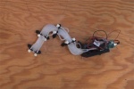 Инженеры разработали пневматического робота-змею