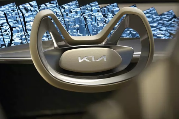 KIA представила новый логотип компании