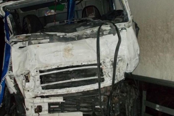 Под Псковом в ДТП погибли восемь человек