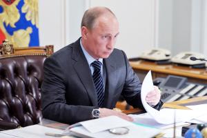 Владимир Путин оценил ущерб от поставок в Белоруссию некачественной нефти из РФ
