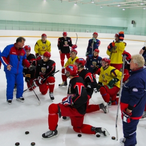 Михаил Варнаков вызвал 29 хоккеистов для подготовки к молодежному чемпионату мира 2014