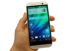  HTC One M8 -   