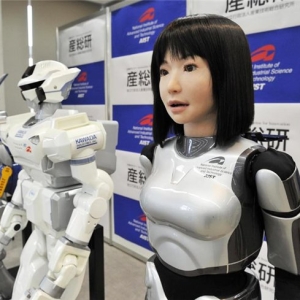 Японский робот поступил в 403 университета, с легкостью сдав экзамены