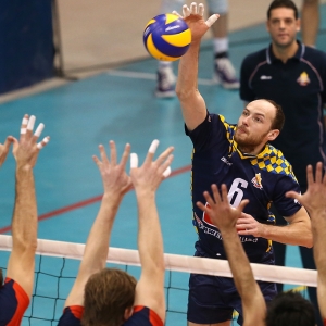 Волейбольный клуб «Искра» из Одинцово прервал победную серию «Губернии»