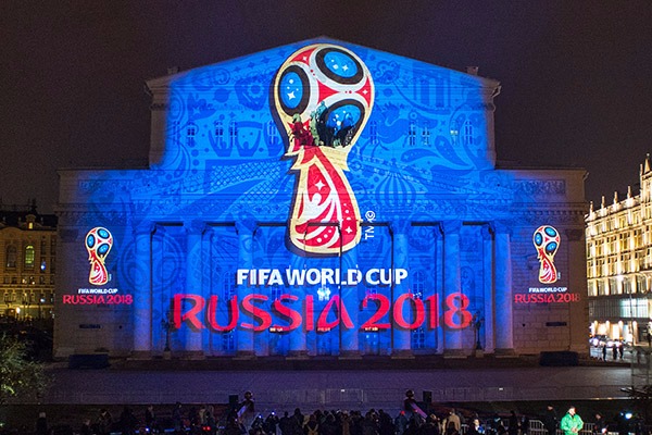 На жеребьевку ЧМ по футболу в Россию прибудет Блаттер и 2000 гостей