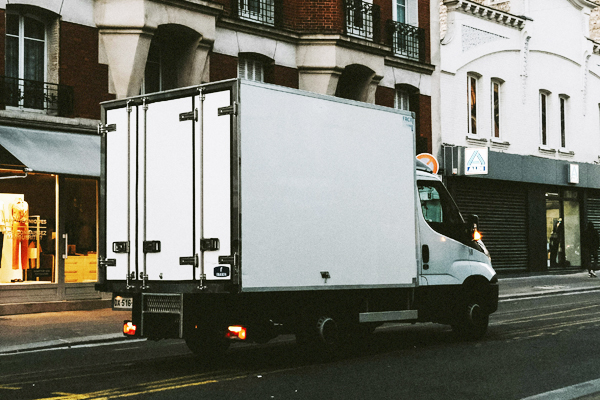 Рефрижераторы: холод на службе логистики – от свежих продуктов до нежных цветов