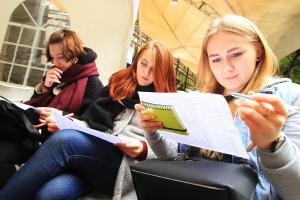 Для российской молодёжи образование не главное при трудоустройстве