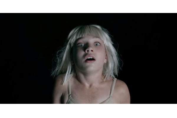 Австралийская певица Sia выпустила новый клип