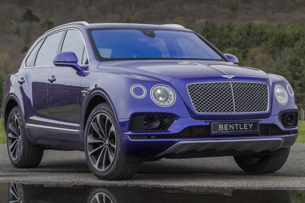 Bentley Bentayga стал самым скоростным внедорожником в мире