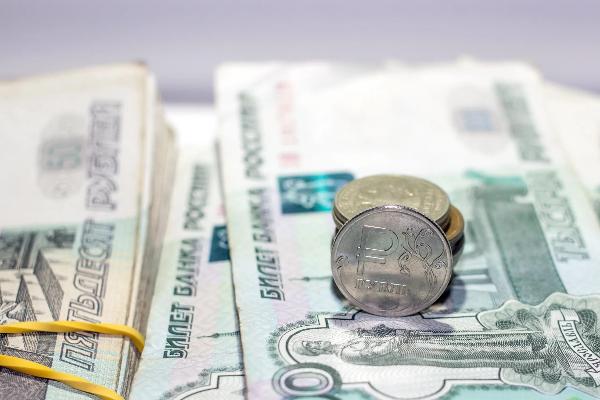 Трудовой вклад: 55% россиян хотели бы откладывать деньги на пенсию вместе с работодателем