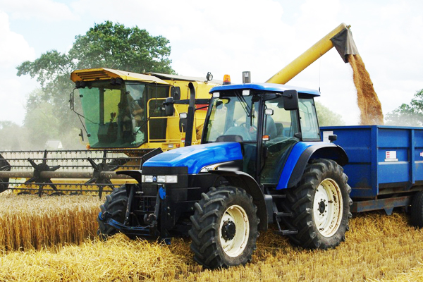 Ремонт тракторов МТЗ: от дедовских методов до цифровой точности