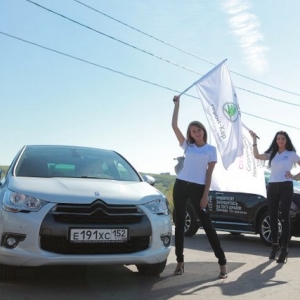 В Нижнем Новгороде прошел автомобильный фестиваль «Русские горки»
