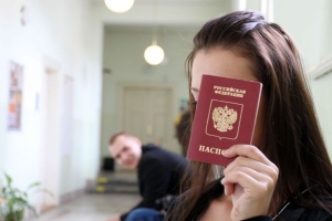 При вручении паспорта может быть введена обязательная клятва гражданина