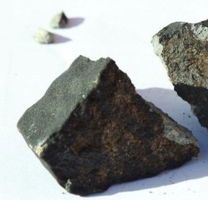 Челябинский метеорит собирают по кусочкам - сегодня  со дна реки Чебаркуль поднят ещё фрагмент