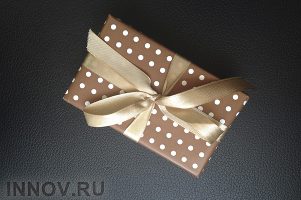 Чиновники не смогут получать подарки на Новый год