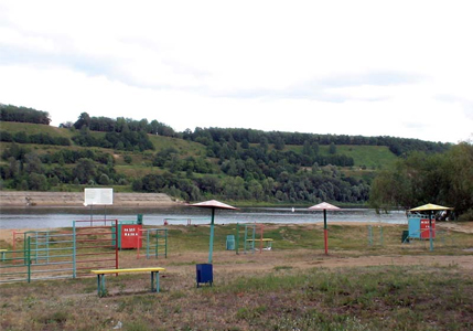 Пляж на озере Силикатное