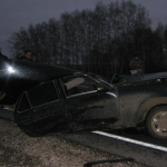 Автомобили, столкнувшиеся на трассе Нижний Новгород – Казань, превратились в хлам (фото 18+)