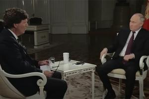 Такер Карлсон: журналист, совершивший информационный прорыв