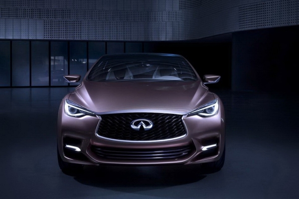 Infiniti увеличивает свой штат для запуска производства новинки Q30