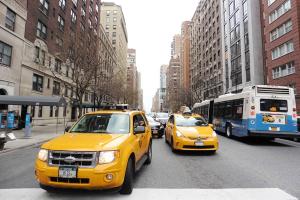 Сервисы онлайн-заказов такси проследят за тем, чтобы водители не переутомлялись