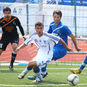 Молодежка «Волги» переиграла чемпионов области