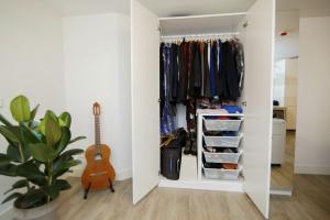 Выбор шкафов для квартиры: советы новоселам