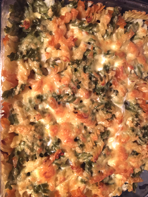Запеканка из макарон с фаршем и цветной капустой
