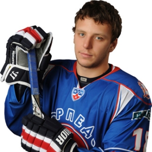 Михаил Варнаков признан лучшим нападающим февраля Континентальной Хоккейной Лиги!