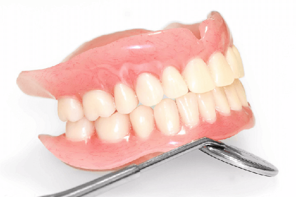Протезирование при полном отсутствии зубов: все виды и методы восстановления