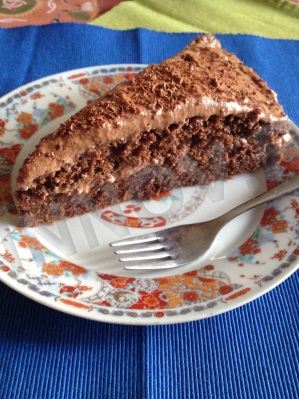 Трижды шоколадный бисквитный торт