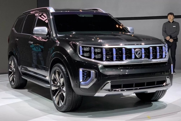 Новый Kia Mohave удивил москвичей своим появлением на улице
