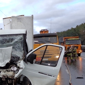 23 машины столкнулись в Нижнем Новгороде