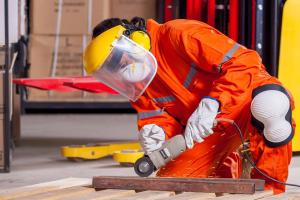 Рабочие руки XXI века: почему спрос на них растет, а профессии становятся престижнее