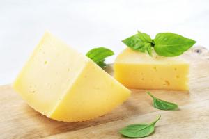 Сыр «Стародубский» полностью соответствует нормам питания