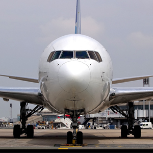     Boeing 767-200  Boeing 767-300